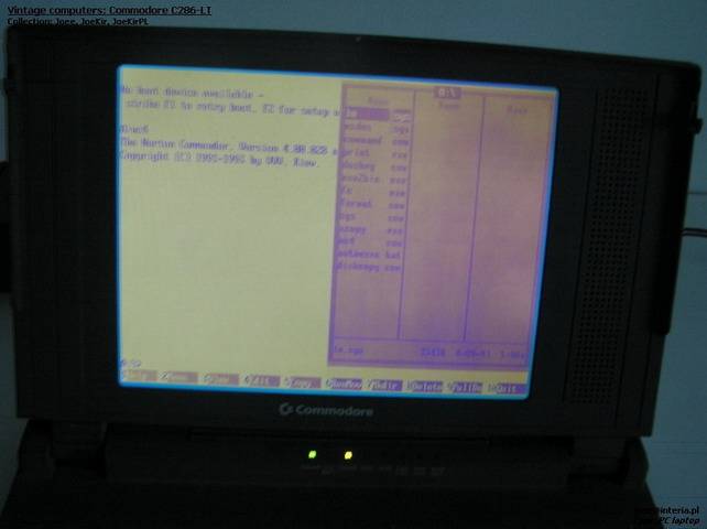 Commodore C286-LT - 11.jpg